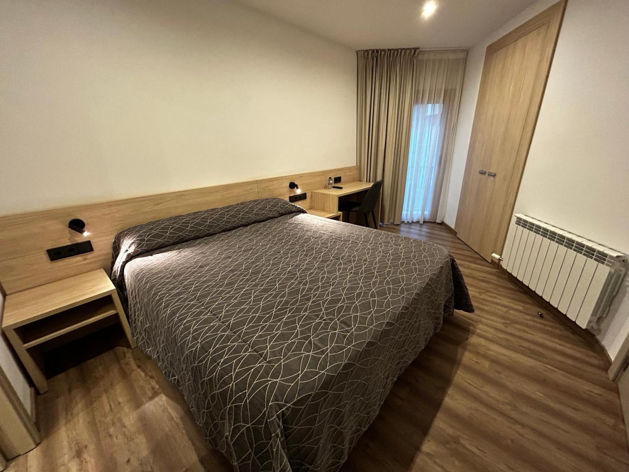 מויירוסה Hotel Jardi Apartaments מראה חיצוני תמונה